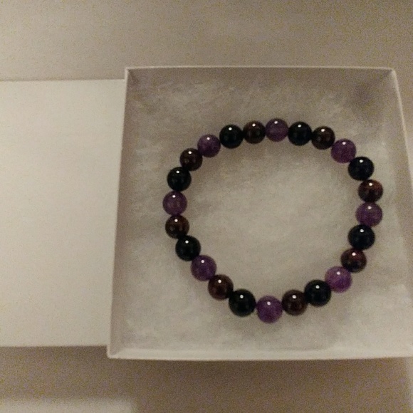 Amethyst & Garnet Stone Bracelet - Picture 5 of 8